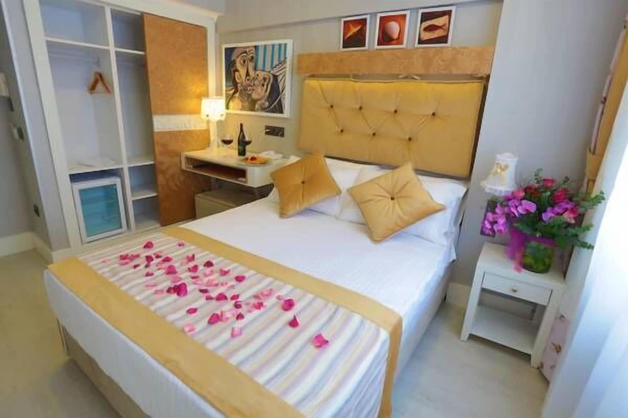 Otel Just